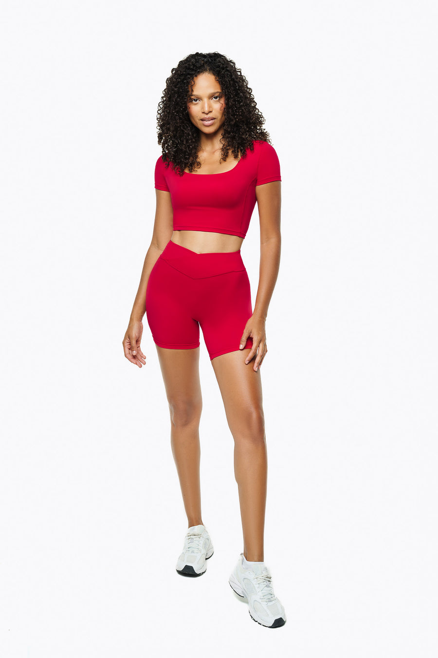 Short Crossed Lift - True Red