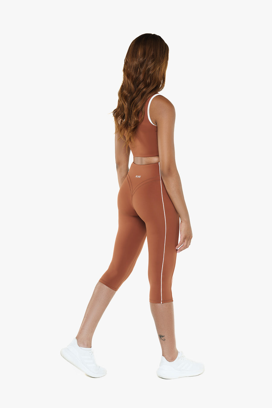 Capri Contour Retro - Deep Cocoa