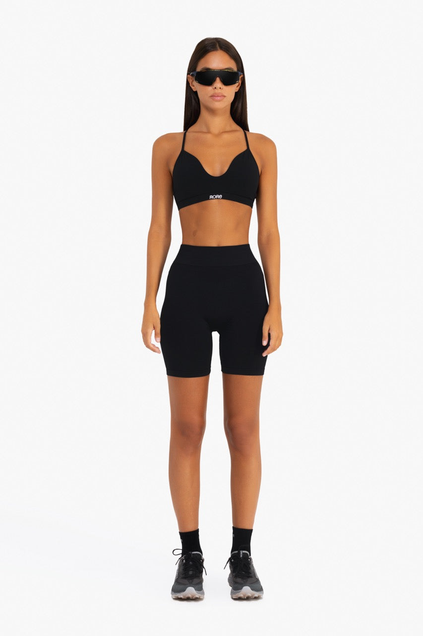Elevate Short - Black