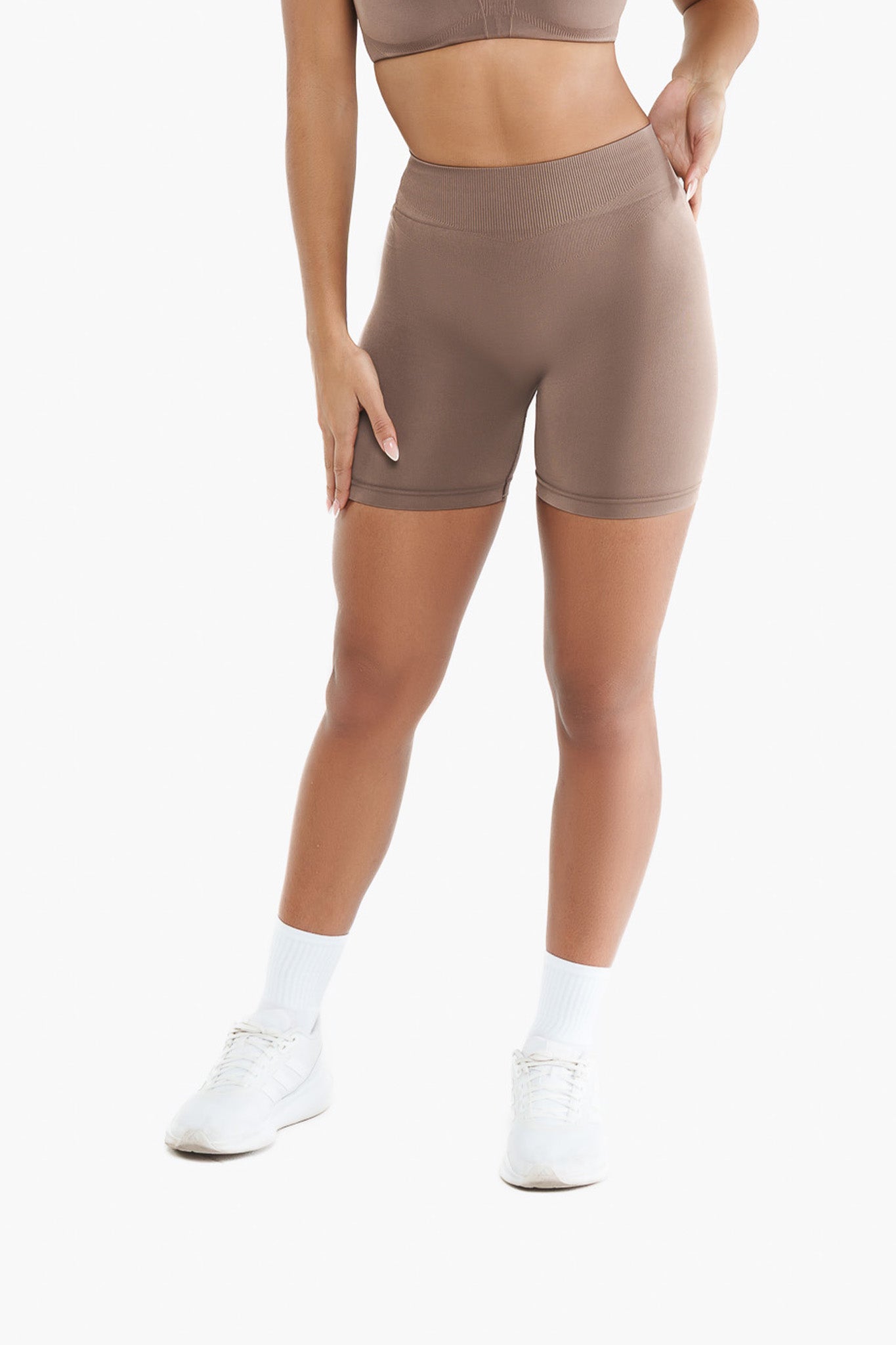 Short Elevate - Mocha