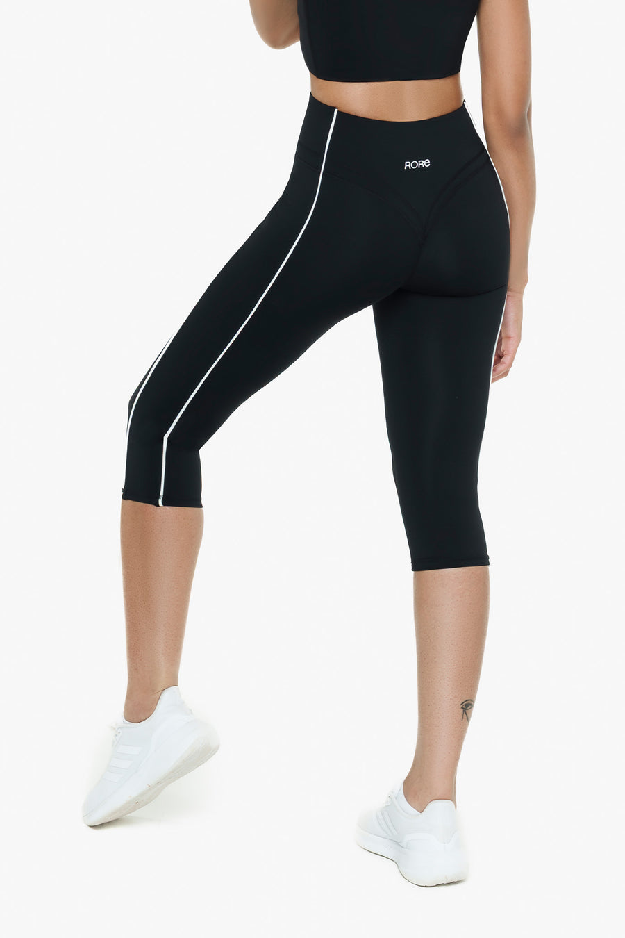 Capri Contour Retro - Black