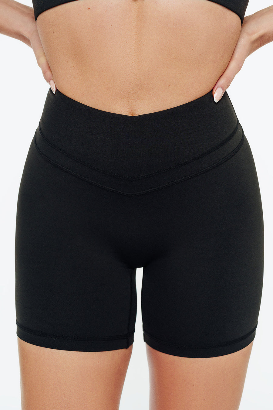 Short Contour - Black