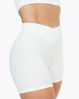 Short Crossed Lift - White